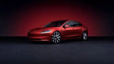 Tesla Model 3 Duyuruldu